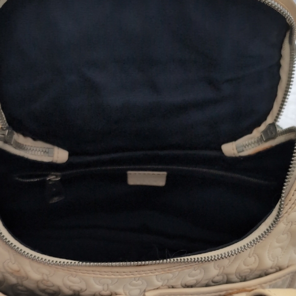 Celine - Picture 9 of 10